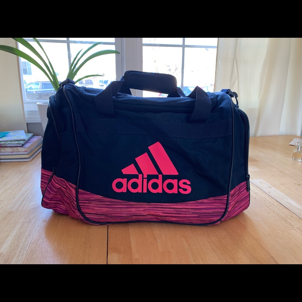 Adidas gym bad